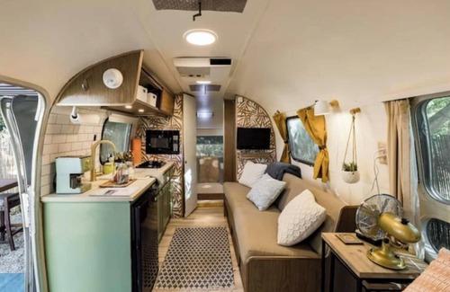 Cosby House | Cozy Creekside Airstream Retreat with Breakfast & Kitchen