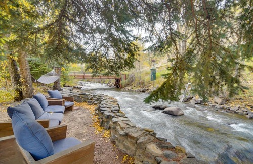 Downieville-Lawson-Dumont House | Creekside Cabin: Pet-Friendly Retreat Near Slopes & Spa