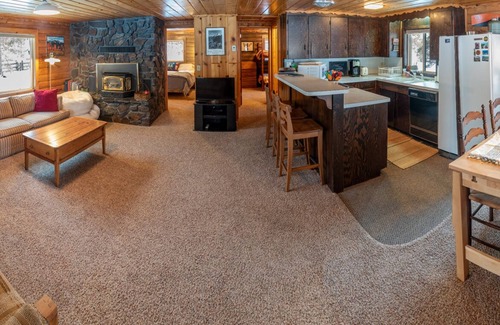 Ketchum Cabin | Creekside Cabin: Family-Friendly Escape in Sawtooth Mountains