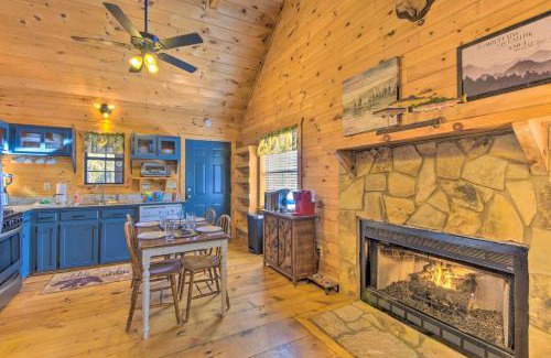 Foxfire Estates House | Tranquil Creekside Cabin: 4-Star Retreat in Blue Ridge