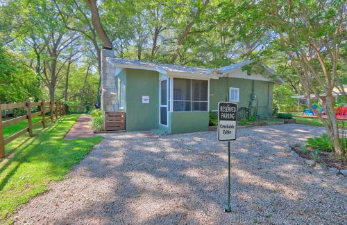 Wimberley House | Pet-Friendly Creekside Cabins: Family Comfort Awaits