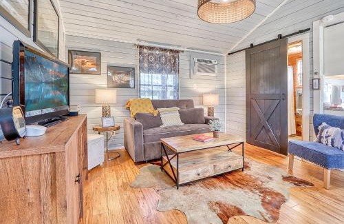 Wimberley House | Inviting Creekside Cabins - A Family-Friendly Retreat