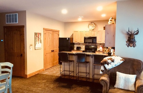 Boyne City Condo | Experience Boyne: Ski-In/Ski-Out Condo with Hot Tub