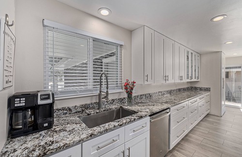 Southeast House | Creekside Getaway: 10/10 Rated, Pet-Friendly Retreat!
