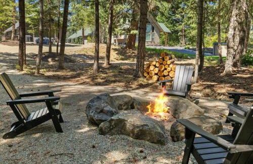 Cle Elum House | Creekside Haven, a modern mountain escape