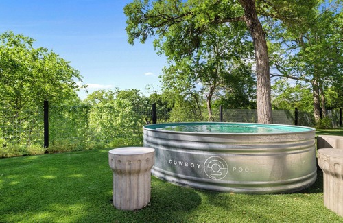 Wimberley House | Creekside Haven with Pool and Firepit