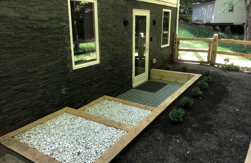Beemerville House | Idyllic Creekside Lodge by the Delaware River with Pool