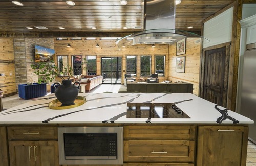 Pickens Cabin | Creekside Luxury: 7BR, Pool, Views & Pickle Ball