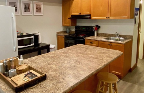 Sun Peaks House | Indulgent Creekside Oasis Retreat with Private Hot Tub