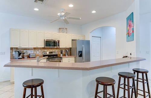 Osprey House | Creekside Paradise: Pet-Friendly Retreat with Private Pool