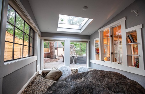 Broadmoor House | Creekside Retreat: Steps from the Broadmoor & Seven Falls
