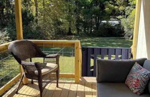 Tiger House | Book Your Ideal Monthly Rental: Pet-Friendly & Breakfast Included
