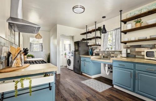 Grass Valley House | Perfectly Situated Creektown Cottages: The Alder Awaits