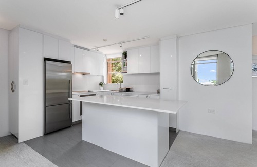 Cremorne Apartment | Top-Rated 2 Bedroom Harrison Street Retreat in Cremorne