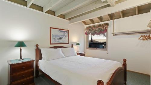 Dinner Plain House | Family-Friendly Retreat at Crep de Mont - 4-Star Comfort