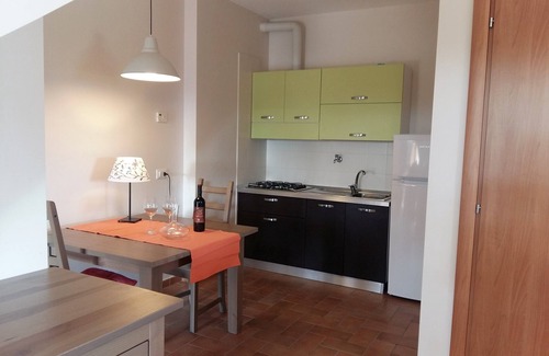 Francavilla d'Ete Apartment | Inviting Crepuscolo Flat with Pool in Marche Hills