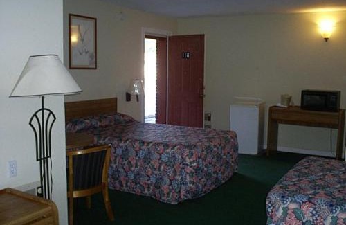 Crestview Hotel | Pet-Friendly Crestview Inn: Your Budget Getaway Awaits!
