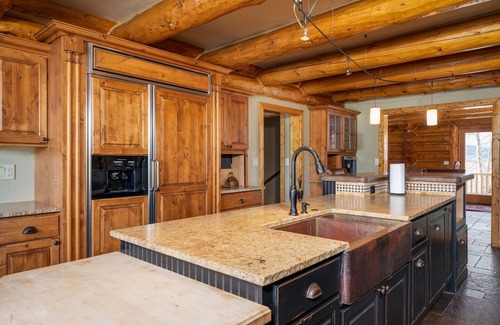 Granby Cabin | Ideal Venue for Micro Weddings & Memorable Small Events
