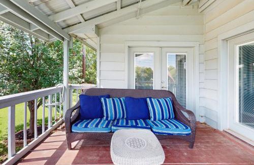 Kingsland House | Family-Friendly Crestwood Cove: Guest Rated 9/10