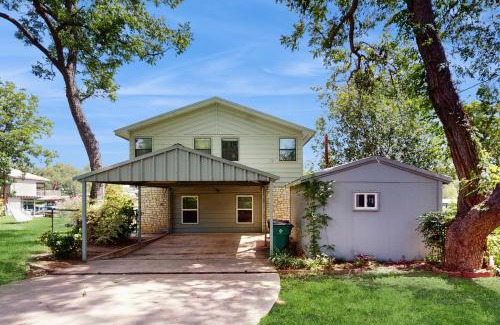 Kingsland House | Family-Friendly Crestwood Cove: Guest Rated 9/10