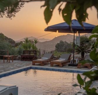 Vorizia Villa | Scenic Cretan Nature Villa Alexandra with Oceanfront Pool