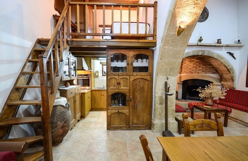 Apokoronas Villa | Unforgettable Cretan Villa Rouga with Private Pool & Ocean View