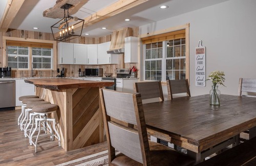 Deep Gap House | Crider Creek Manor in Watauga County