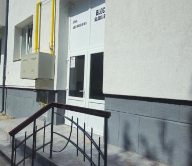 Onesti Apartment | crimar studio