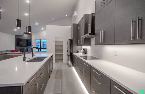 Moab South Valley House | Crimson Place - Moab Home with a Private Pool!