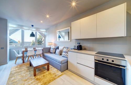 Beret Apartment | Family-Friendly Stay at Cris by Totiaran Hotel