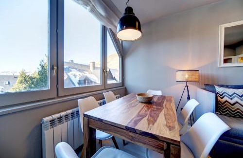 Beret Apartment | Family-Friendly Stay at Cris by Totiaran Hotel