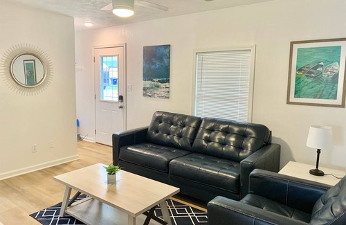 Kokomo Condo | Modern One-Bedroom Condo with Pool and Pet-Friendly Perks