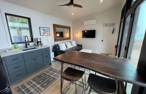 Newberry Cabin | Exceptional Stay at Crisp Point Beach Cabin with Ocean Views