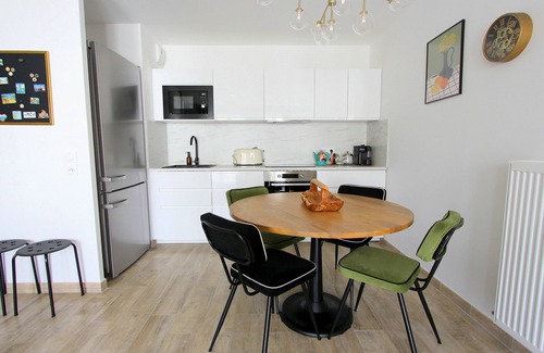 Serris Apartment | Family-Friendly Stay at Cristal2 Near Disneyland