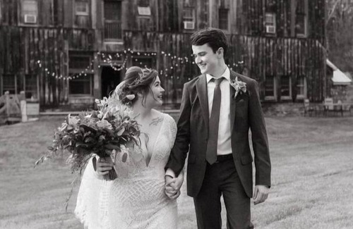 Ilion House | Experience Cristman Barn: Events & Comfort for 30 Guests