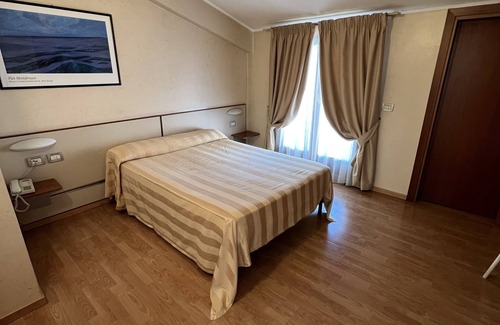 Osimo Hotel | Experience Comfort at Cristoforo Colombo - 4 Star Hotel