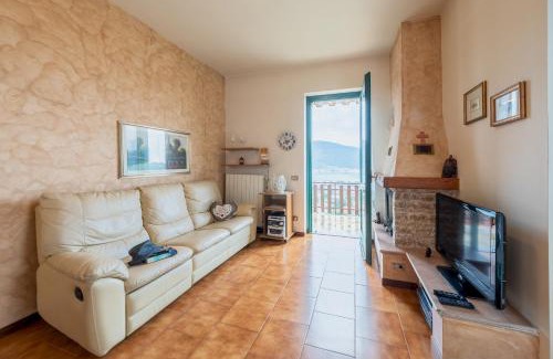 Sarnico Apartment | Family-Friendly Stay at Cristy: Highly Rated for Comfort