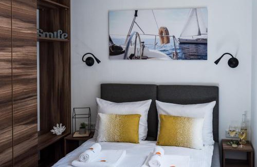 Vodice Resort | Pet-Friendly Croatia Camp Mobile Homes with Ocean Views