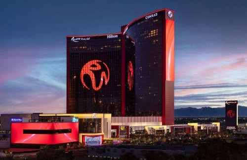 Las Vegas Resort | Indulge at Crockfords Las Vegas: 5-Star Resort Experience