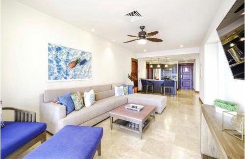 Barrio Los Faroles Resort | Experience Crocs Resort & Casino: 5-Star Oceanfront Escape
