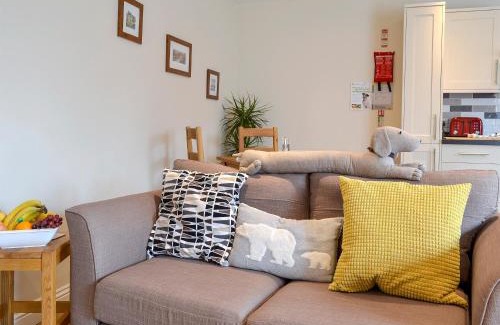 York House | Pet-Friendly Croft Cottage 1 - Rated 9.5/10 by Guests
