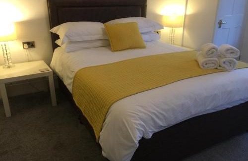 Croham Bed & Breakfast | Experience Croham Park: Free Parking & Wi-Fi, 4-Star Rating