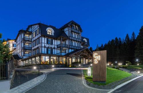 Skhidnytsya Hotel | Elegant Crona SPA Karpaty: Guest Rated 9.7 with Spa & Pool