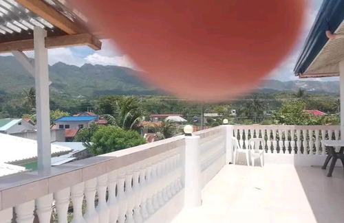 Oslob Bed & Breakfast | Discover Cronin Residence: Pet-Friendly 4-Star Getaway