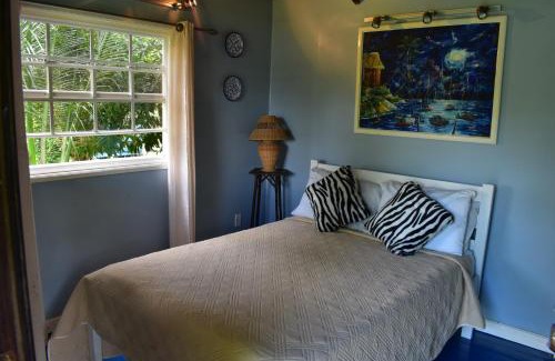 Crooked Tree Hotel | CROOКED TREE LODGE Belize