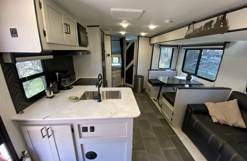 Deadwood House | Guest Rated 10/10: Crook Mountain View Rental for Families