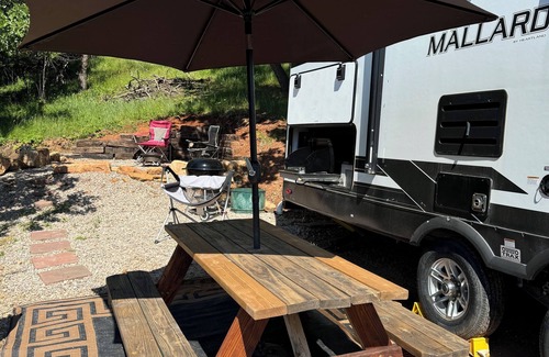 Deadwood House | Guest Rated 10/10: Crook Mountain View Rental for Families