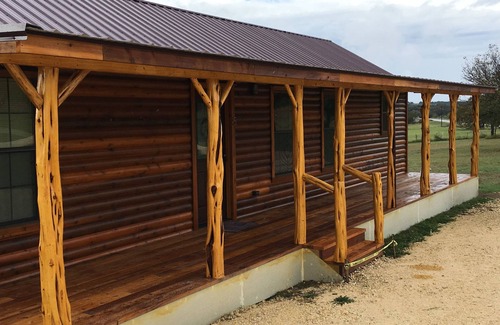 Hamilton Cabin | Experience Comfort at Crooked Creek Ranch Cabin 5