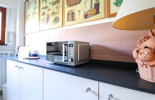 San Lorenzo della Costa Apartment | Stylish One Bedroom Apartment in Crosa dell'Oro