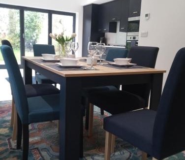 Newark House | Cozy Crossing Cottage: Ideal for Contractors in Newark